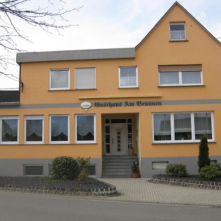 Gasthaus Am Brunnen Illerich Exteriör bild